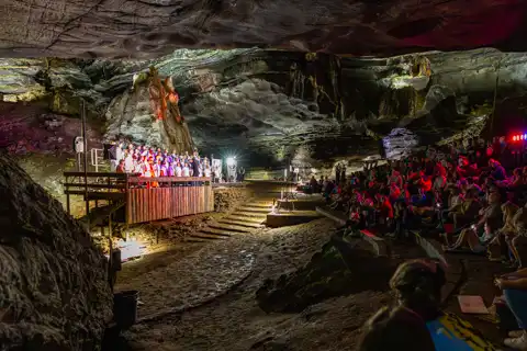 The Amphitheatre (PR Owen Hall) | Sudwala Experience