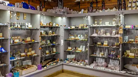 Souvenirs & Gifts Shops | Sudwala Experience